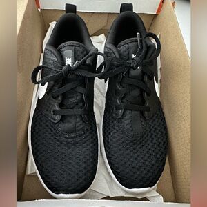 Nike Roshe G Jr Golf Kids Youth Shoes Black White Spikeless 909250-007 Size 4Y